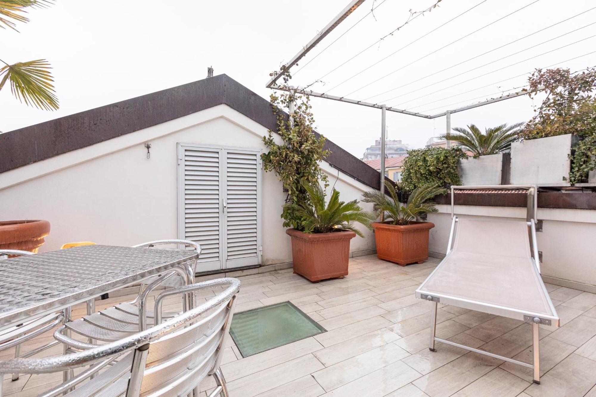Monte Napoleone Split-Level Terrace Apartment - Top Collection Milano Exteriör bild
