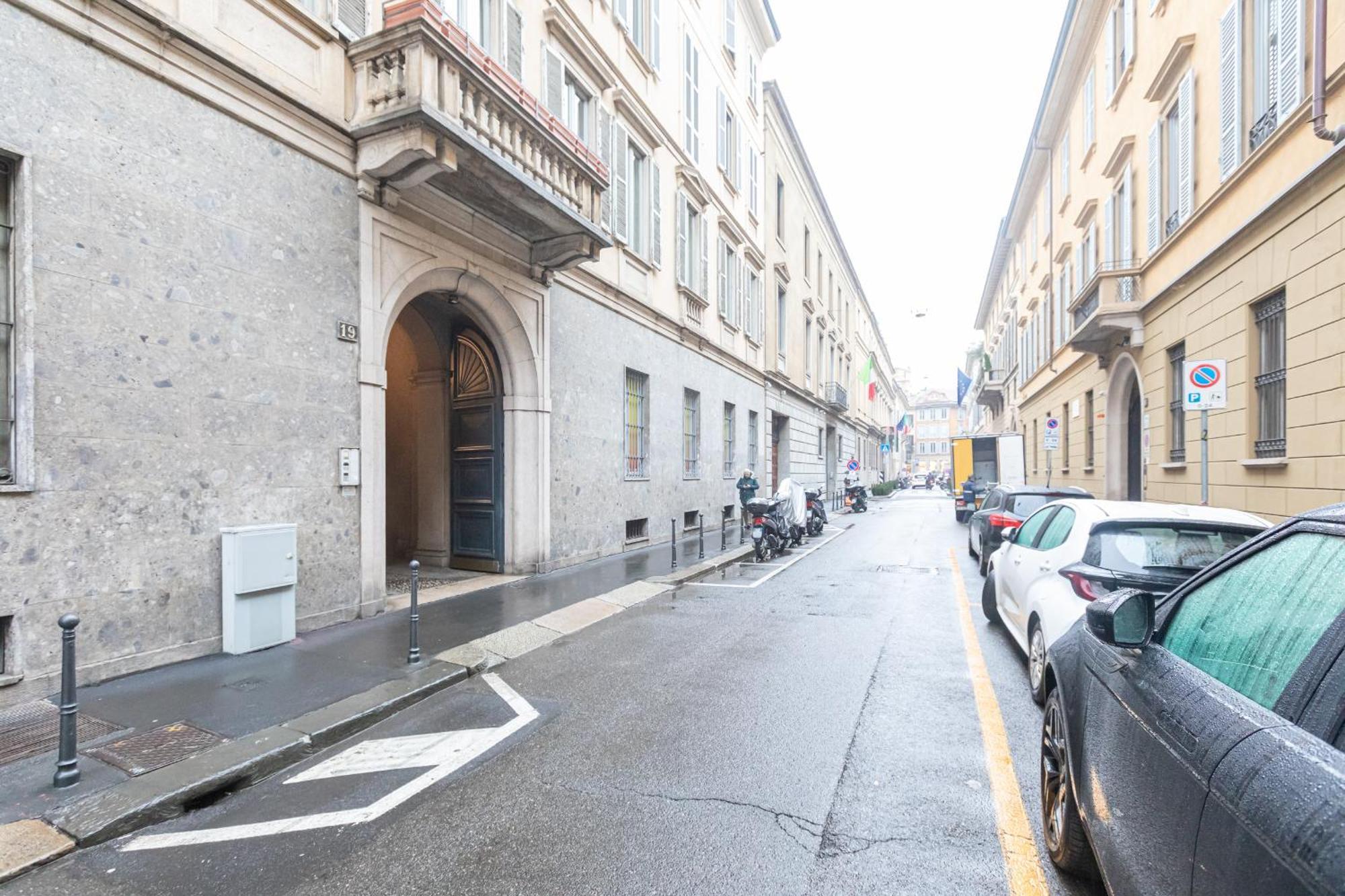 Monte Napoleone Split-Level Terrace Apartment - Top Collection Milano Exteriör bild